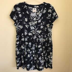 Wild Blue by Sadie Robertson Dresses - Wild Blue navy floral tunic or dress Wild Blue by Sadie Robertson Dresses - Wild Blue navy floral tunic or dress